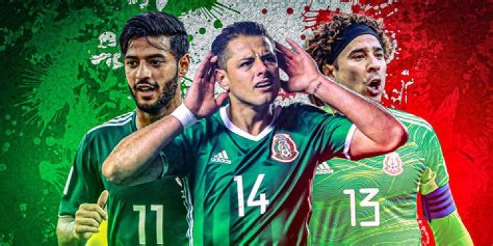 Alan Pulido – Bio, Family & Facts About The Mexican Footballer